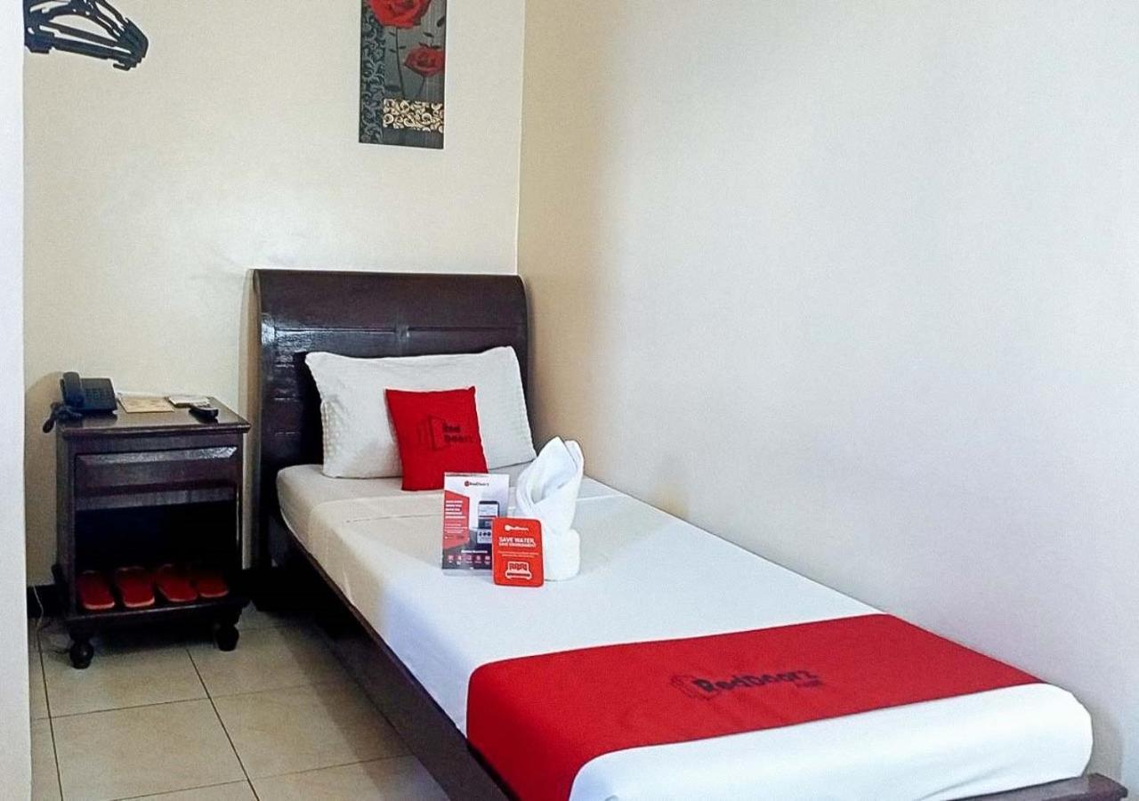 Отель Reddoorz Near Ormoc Port Terminal Экстерьер фото